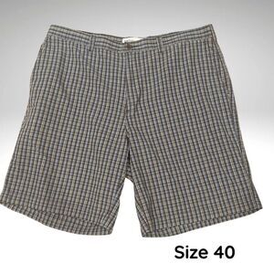 Perry Ellis Men's Plaid Shorts - Size 40